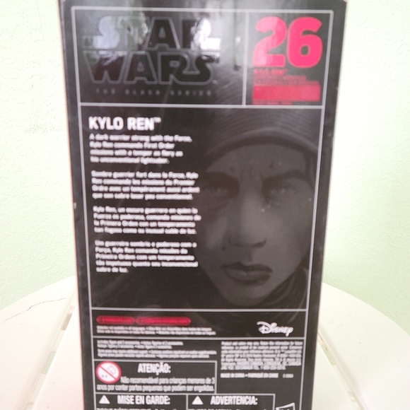 Kylo Ren action figure - Picture 2 of 2